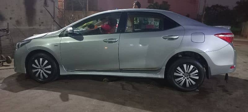 Toyota Corolla GLI 2015 10