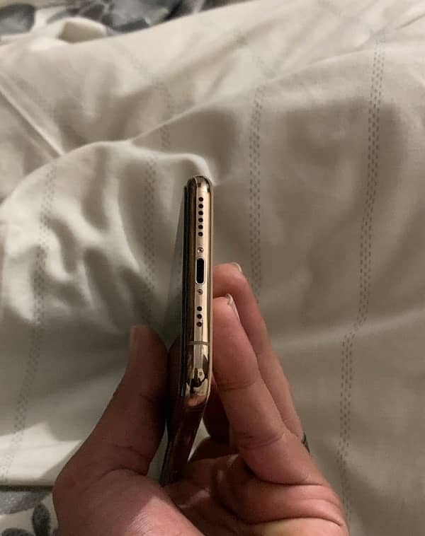 IPHONE XS [ PTA APPROVED ] TOTAL GENUINE , WATER PACK 4