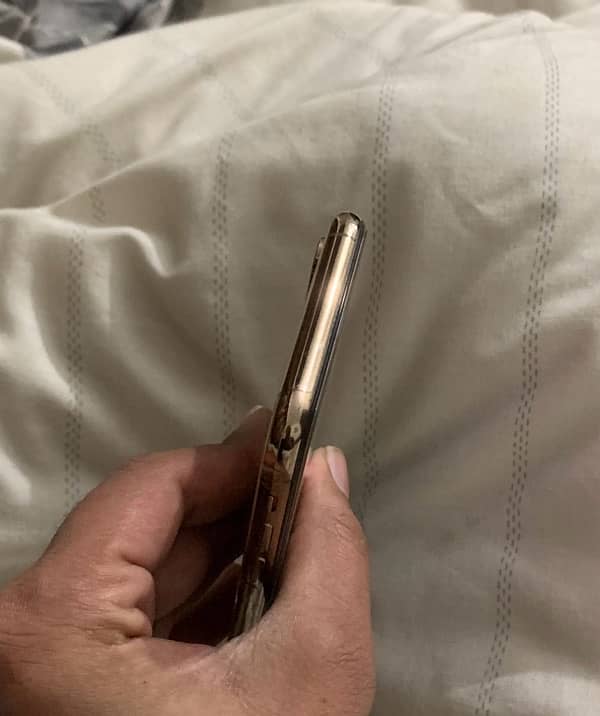 IPHONE XS [ PTA APPROVED ] TOTAL GENUINE , WATER PACK 5