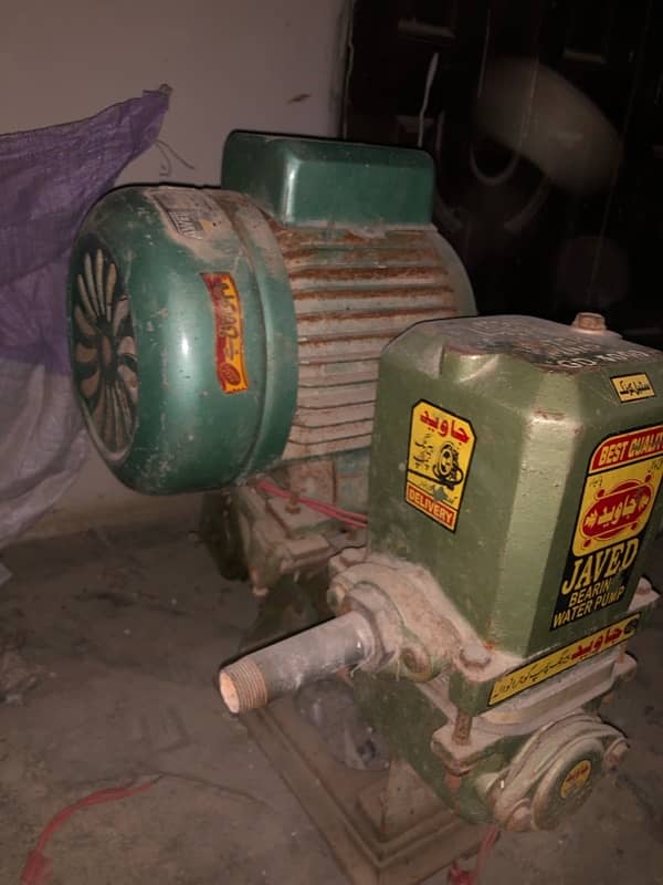 jawed bering water pump good condition 3