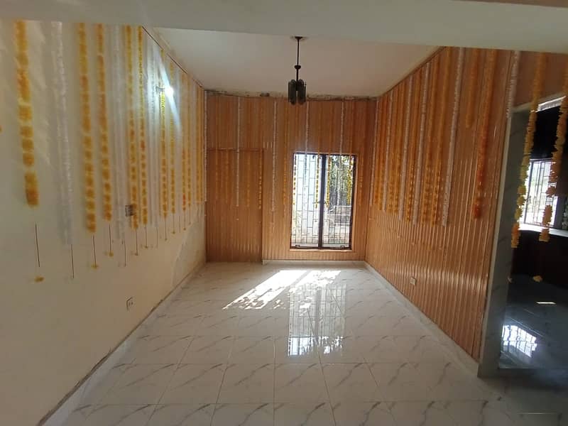 1 KANAL UPPER PORTION FOR RENT IN DHA PHASE 1 2