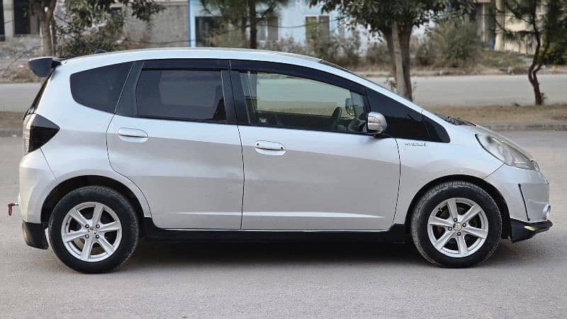 Honda Fit 2011 3