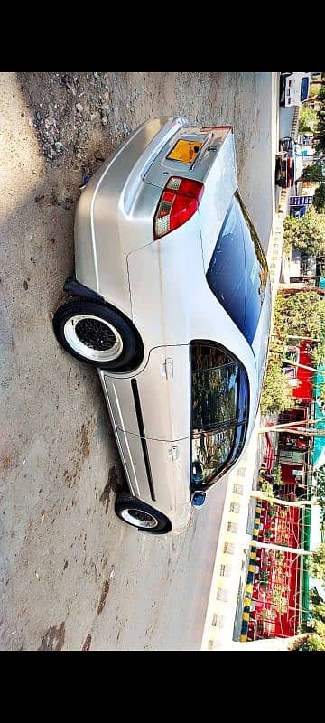 Honda Civic EXi 2002 4