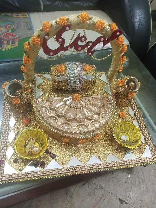 mehndi thaal in excellent New condition in throw away prices 0