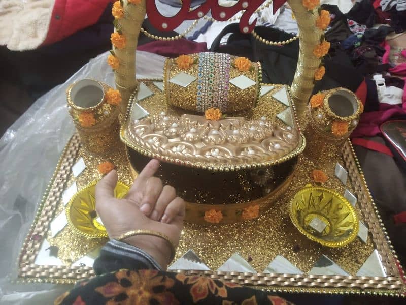 mehndi thaal in excellent New condition in throw away prices 1