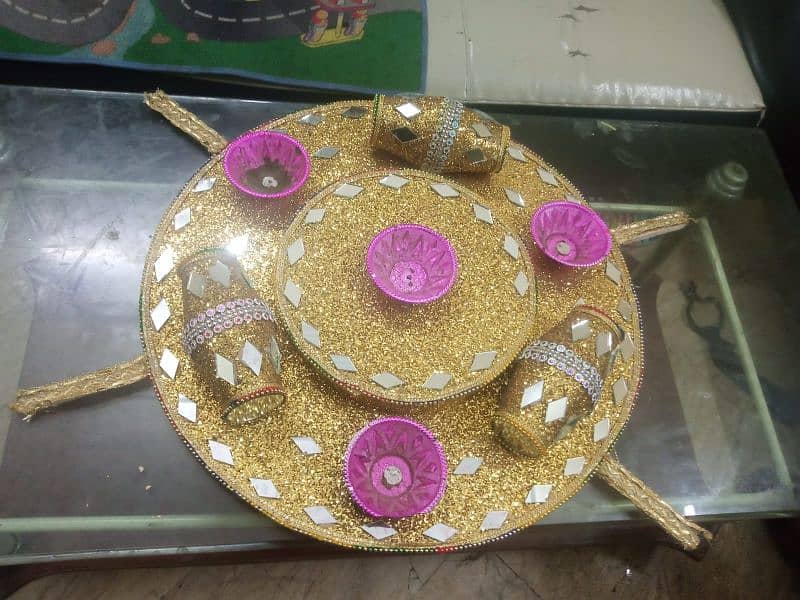 mehndi thaal in excellent New condition in throw away prices 2