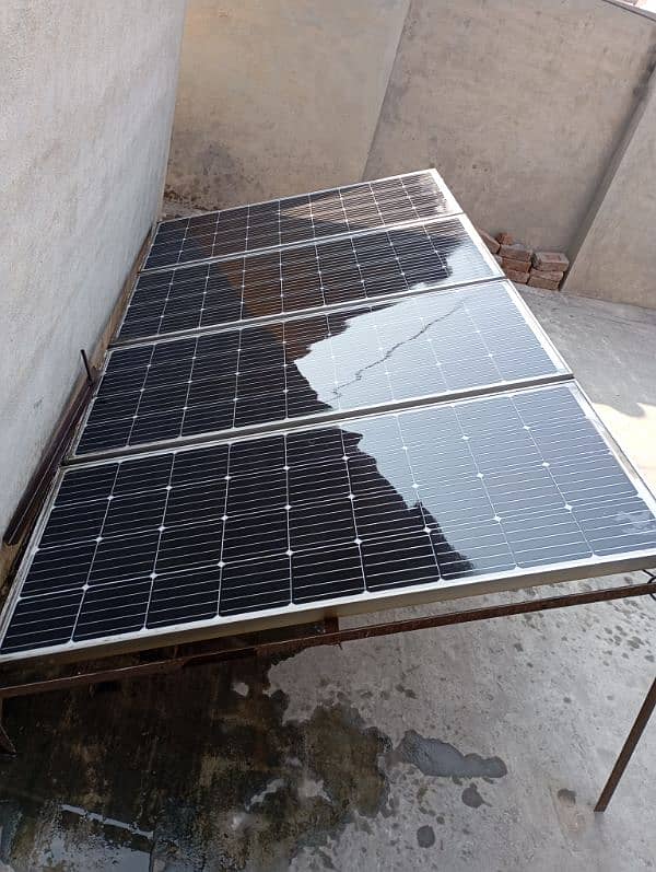 Solar Panels with Stand for sale (Mono company) 170 Watt 0