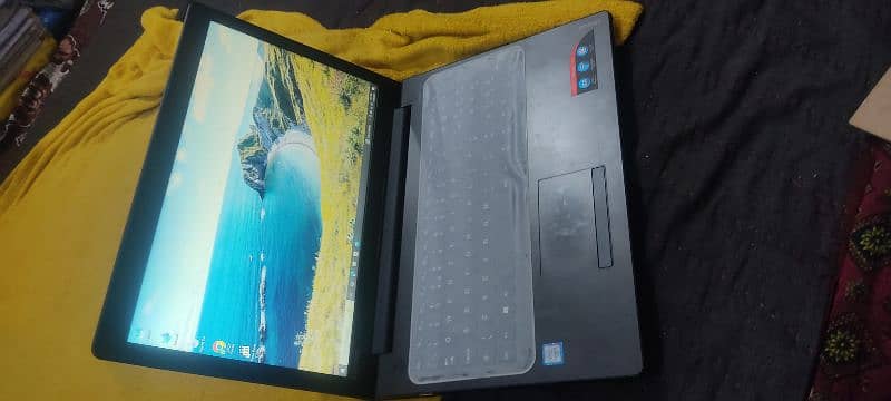 Lenovo ideapad , core i3 6th generation, 4 gb ram,320 hdd,window 10,3h 5