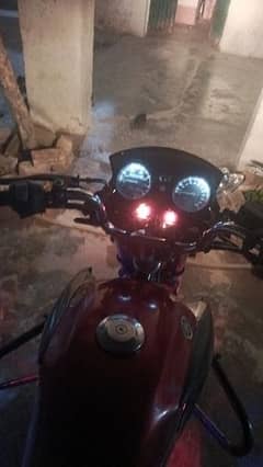 Yamaha ybr 125 arjent for sell bike is om