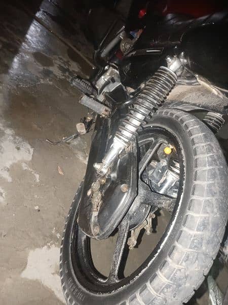 Yamaha ybr 125 arjent for sell bike is om 8