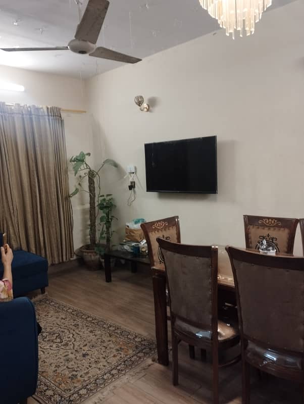 Apartment for rent 2nd floor corner touheed comercial family building 2