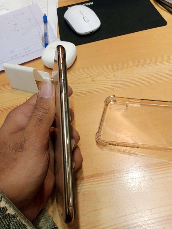 I phone xs max 256gb 4