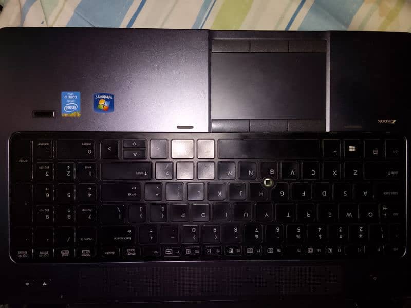 HP zbook 15 9