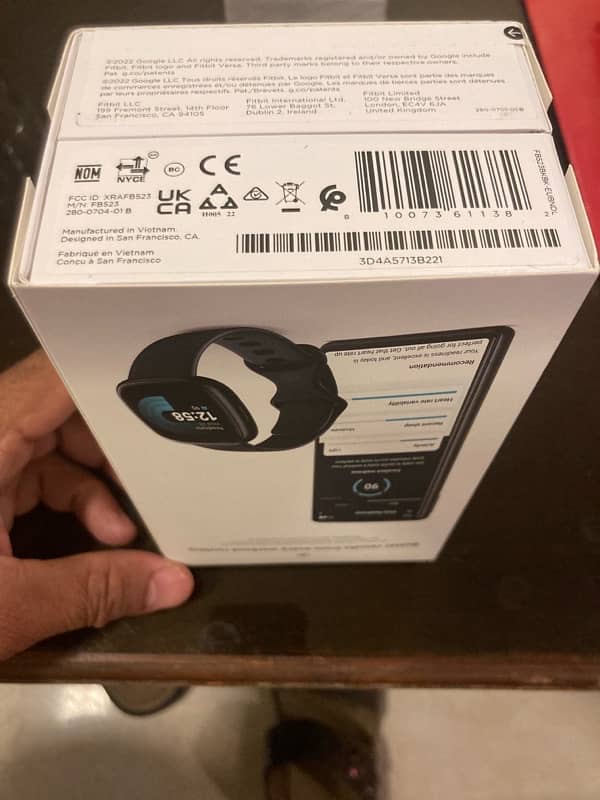 Versa 4 Smartwatch by Google 5