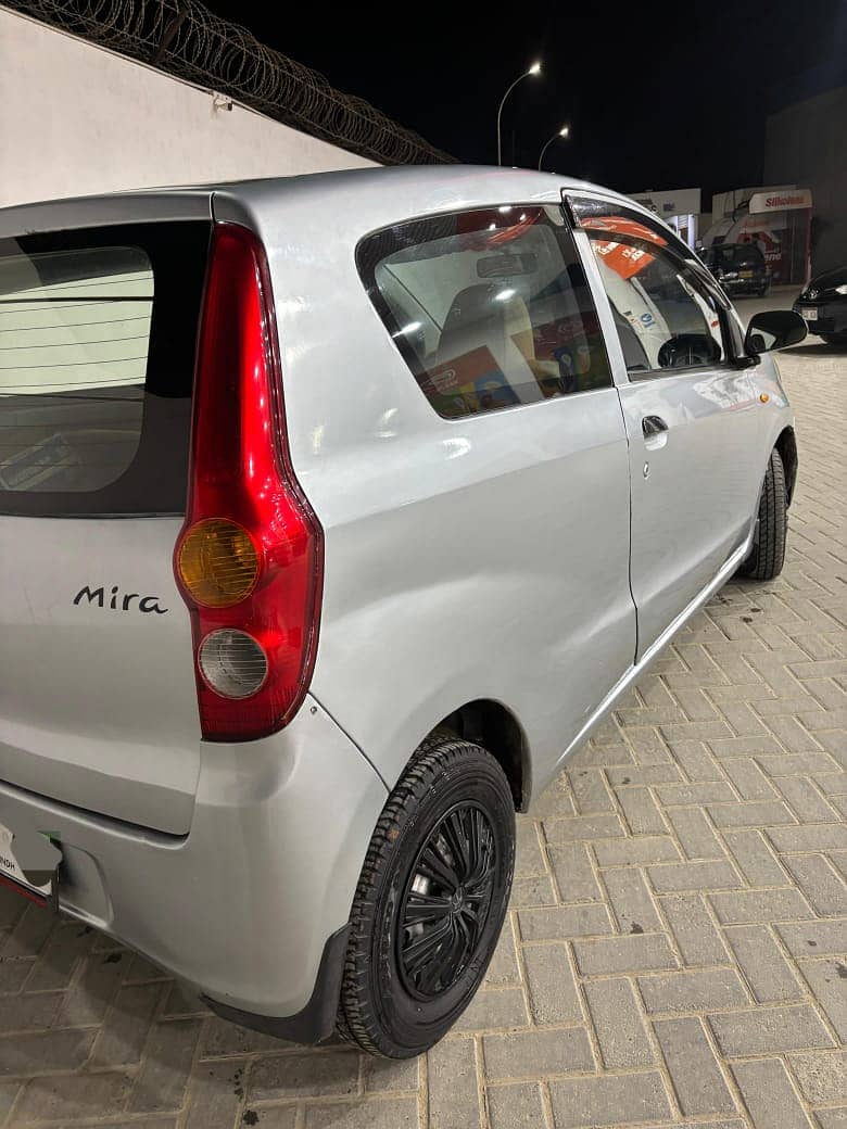 Daihatsu Mira 2013 2