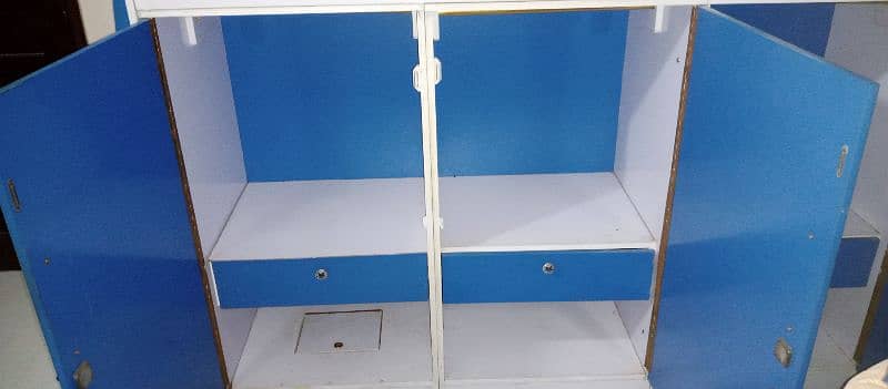 Bunk bed with Wardrobe/ Single bed/ furniture for kids 4