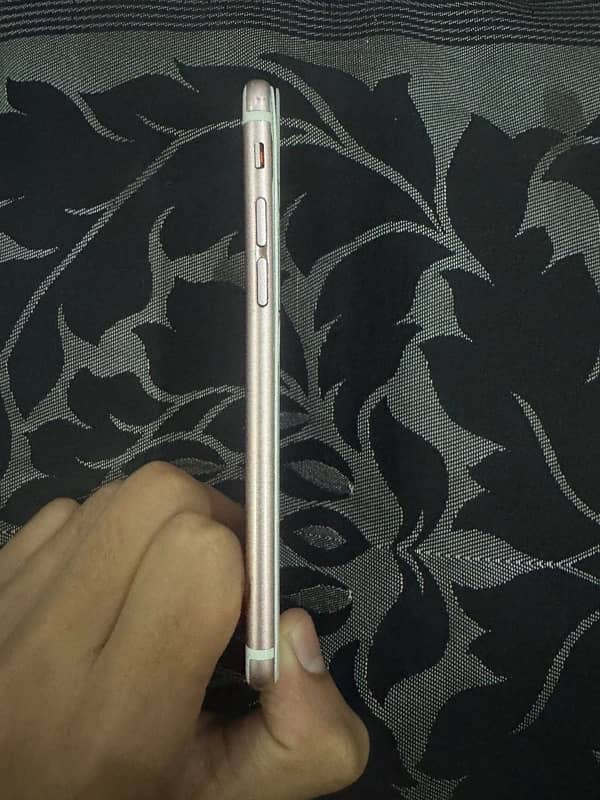 iPhone 6s 16gb pta approved 4