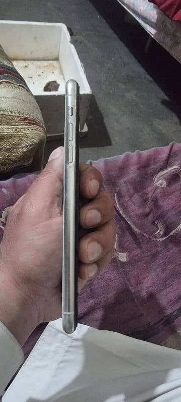 IphonE 11 Pro MaX PTA Approved Like New Condition 3