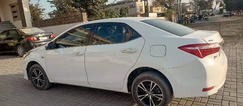 Toyota Corolla Altis Grande 1.8 2016/2017 17