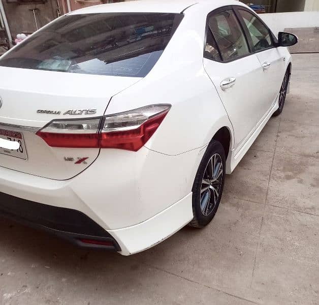 Toyota Corolla Altis special edition 7