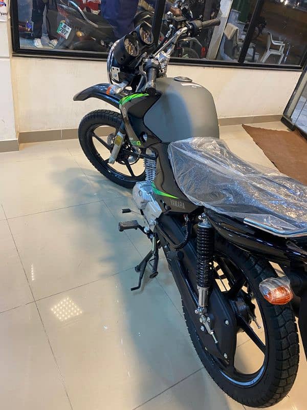 Yamaha 125G new bike 1