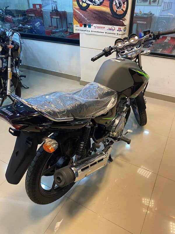 Yamaha 125G new bike 7