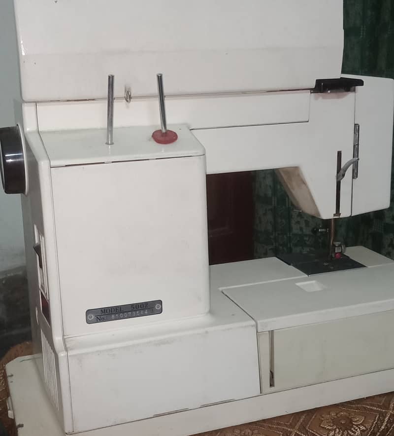 Embroidery sewing Janome 5002 Computerized Sewing Machine 6