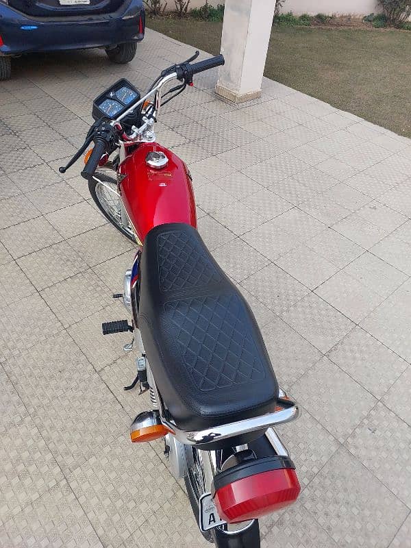 Honda CG 125 Special Edition Brand New 5