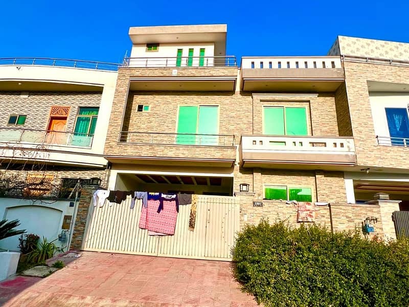 8 MARLA USED HOUSE FOR SALE MULTI F-17 ISLAMABAD ALL FACILITY AVAILABLE CDA APPROVED SECTOR MPCHS 0