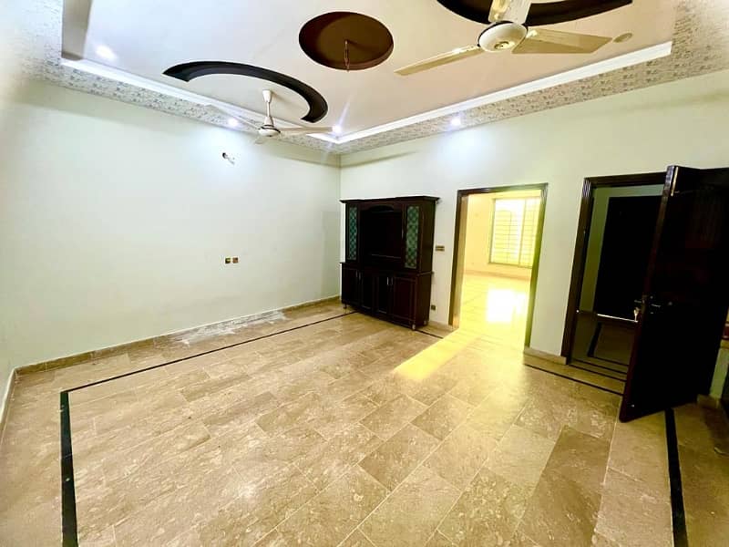 8 MARLA USED HOUSE FOR SALE MULTI F-17 ISLAMABAD ALL FACILITY AVAILABLE CDA APPROVED SECTOR MPCHS 9