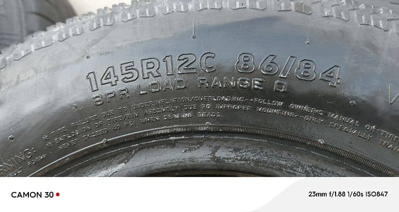 Tyres for sale Gernel And Radial 3