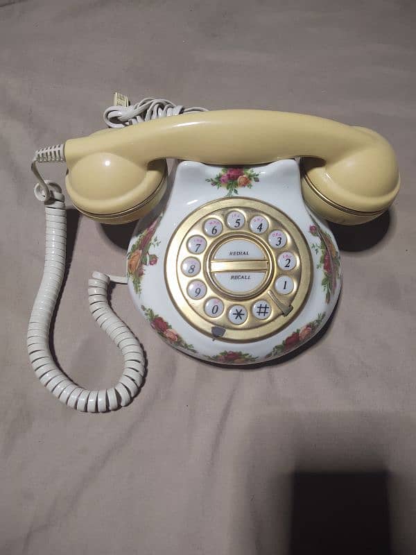 royal Albert telephone 0