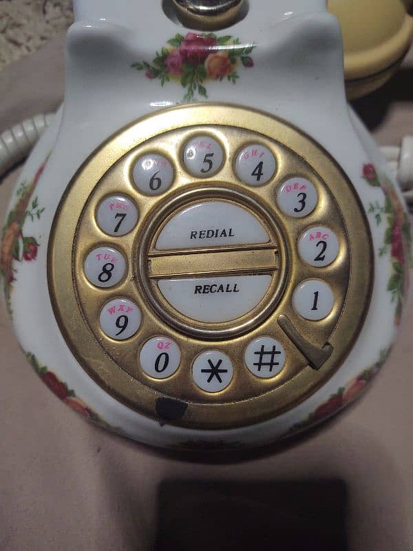 royal Albert telephone 5