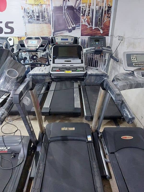 Treadmills / Running Machine / Elleptical  / Spinning bike / HOMEGYM 7