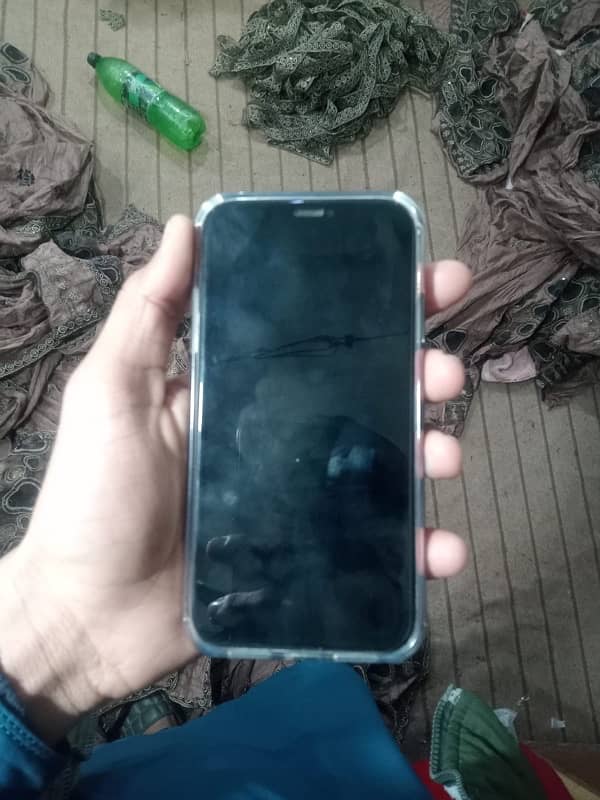 iPhone 11 display message urgent sale 7