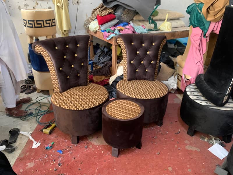 New Mora Chair Set For Sale 6