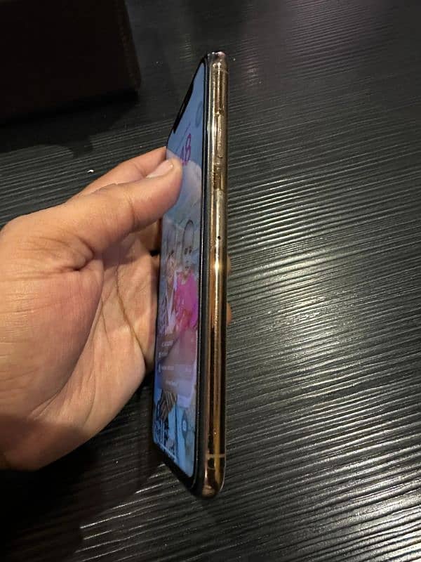 iphone xsmax 64gb non pta 6