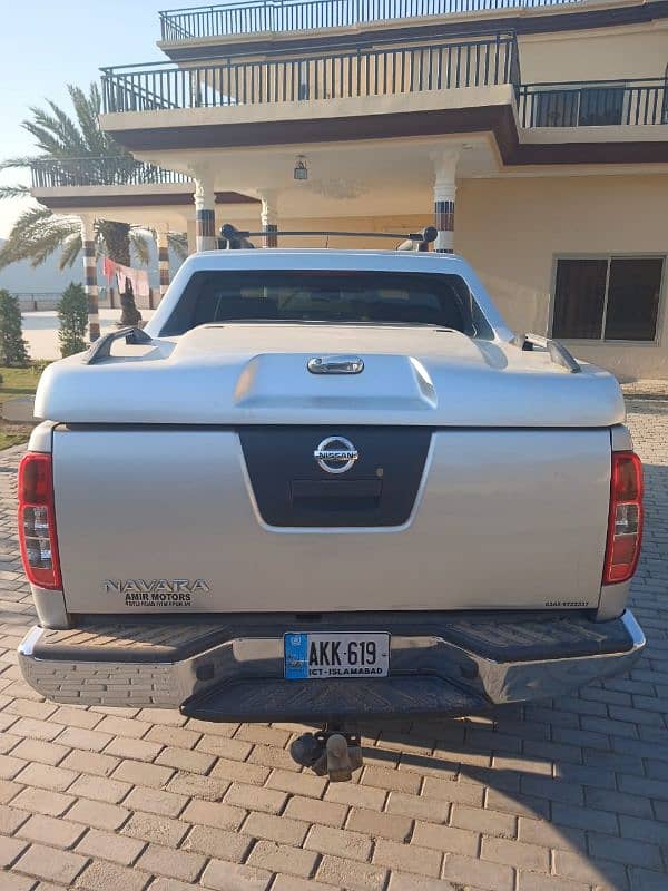 Nissan Navara excellent condition 1