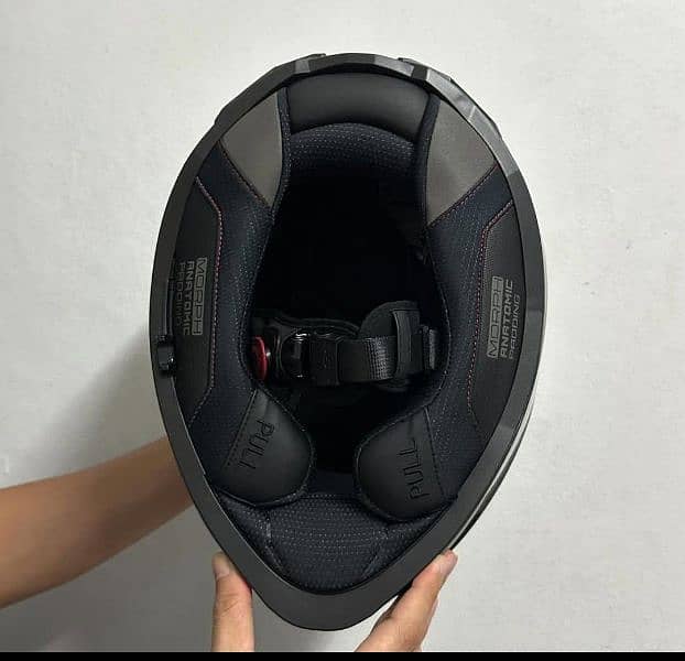 Ls2 black helmet little used only. 4