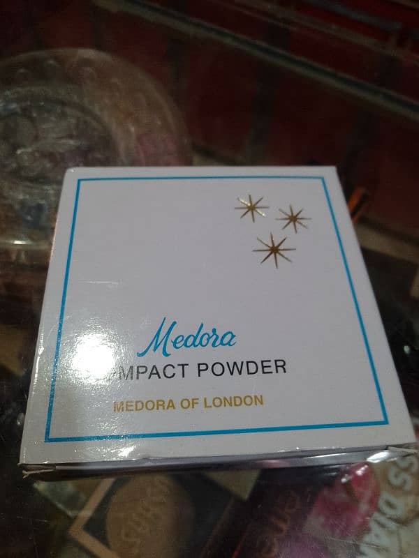 FACE POWDER MEDORA 0