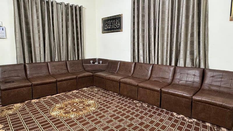 10 Seater Corner Sofa set+ Corner Table 1