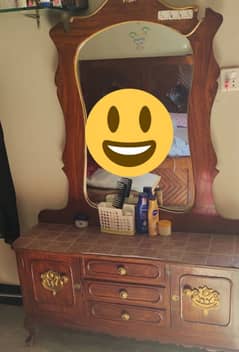 Dressing table