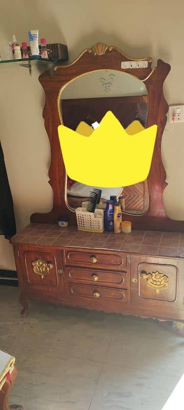 Dressing table 6