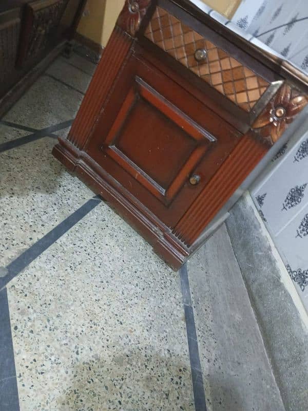 wooden furniture for urgent sale in low price 2