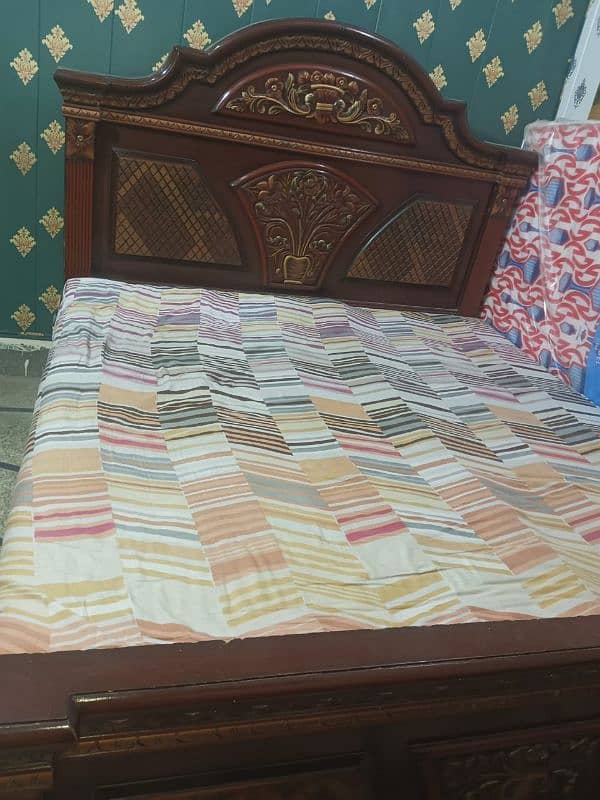 wooden furniture for urgent sale in low price 4