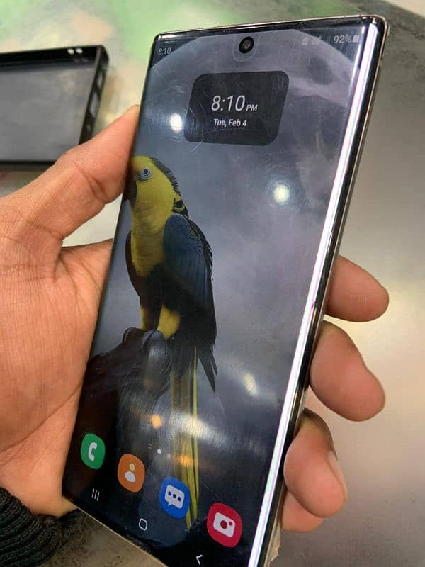 samsung s10 Vip Aproved  white line 4