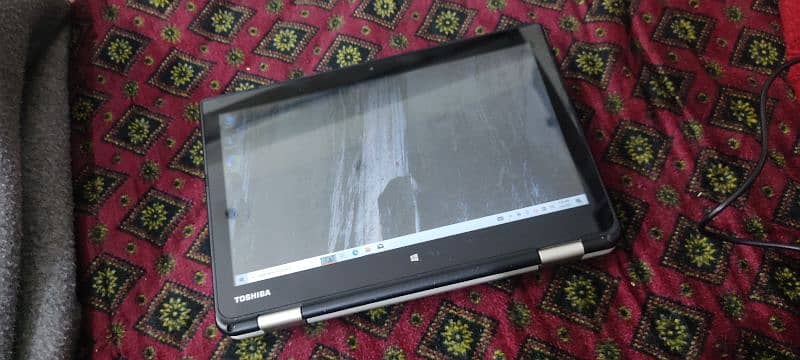 Touch Screen Toshiba , Intel Inside 4th gen,4/500 gb,10 window 1