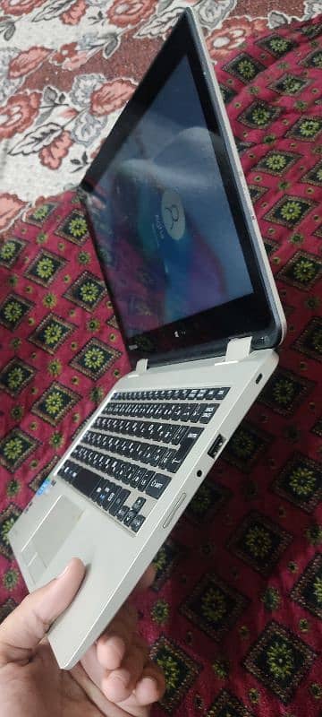 Touch Screen Toshiba , Intel Inside 4th gen,4/500 gb,10 window 11