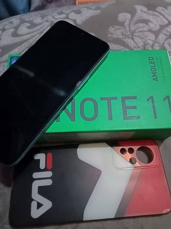 ( Infinex Note 11 )  Ten by Ten condition me he with Box&charger 2