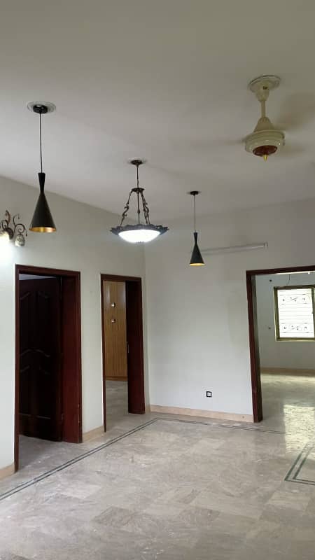 GOOD LOCATION 10 MARLA UPPER PORTION AVAILABLE FOR RENT IN WAPDA TOWN PHASE 1 - BLOCK F2 1